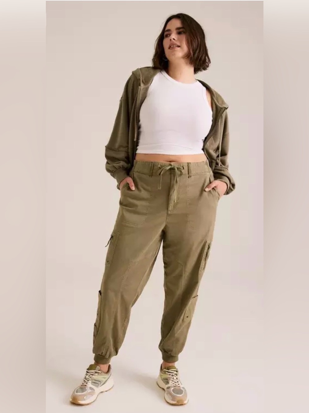 Torrid Festi Cargo Jogger Amy Olive Green Pockets NWT Plus Size 18 R - Picture 2 of 15